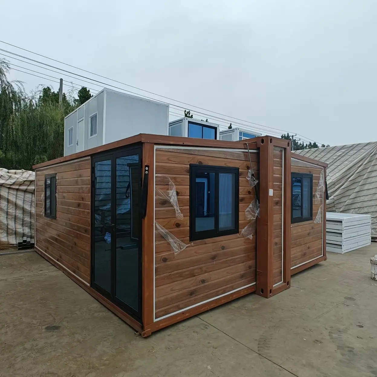 Custom Built Container Homes Factory Price for Personal UseGalvanized Steel Structure + Sandwich Panel 5