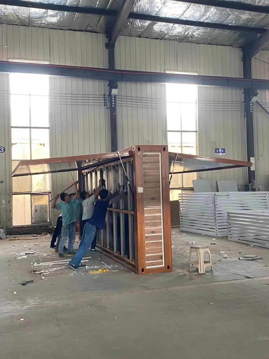 Custom Built Container Homes Factory Price for Personal UseGalvanized Steel Structure + Sandwich Panel 7