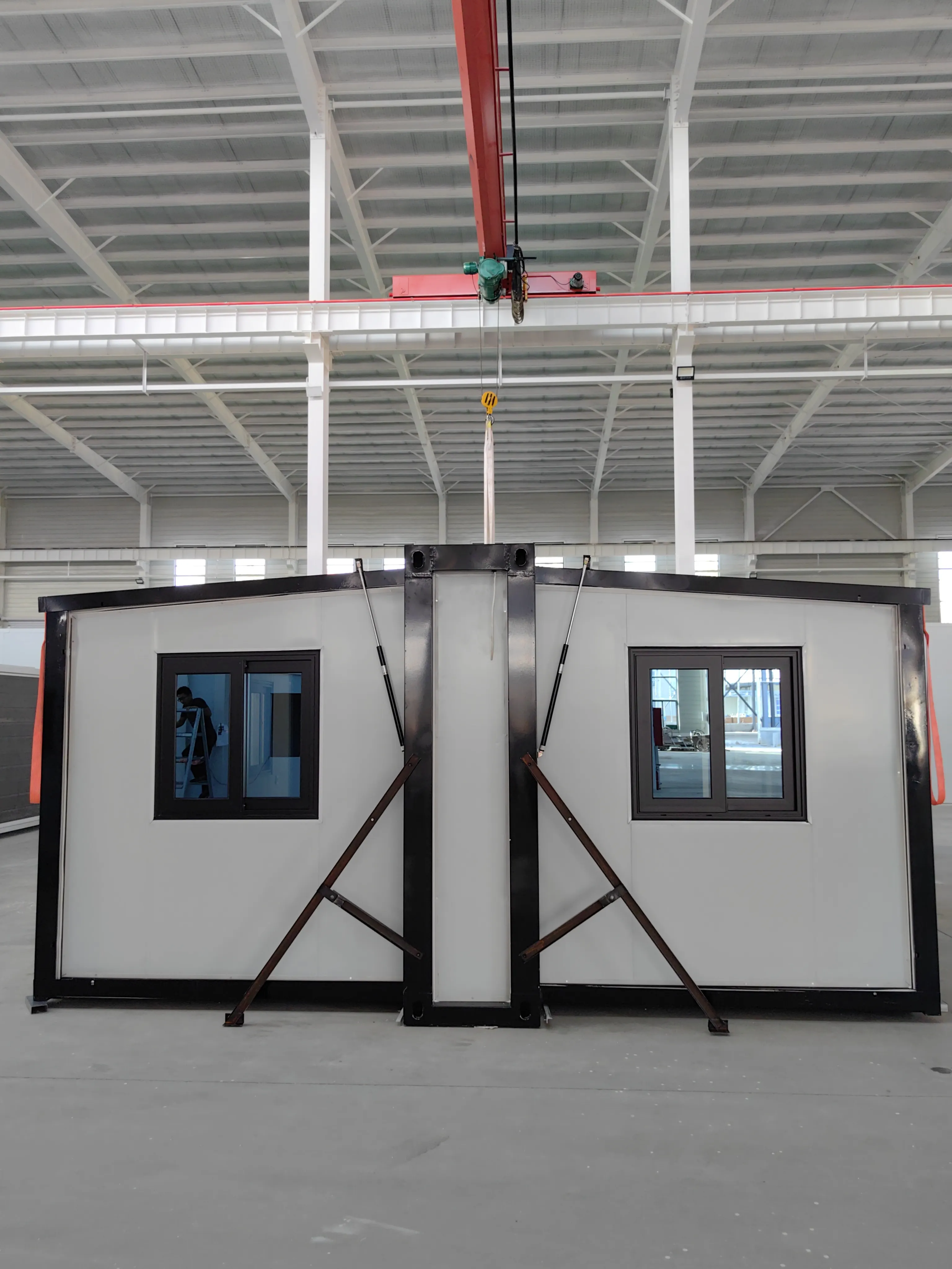 OEM Modified Shipping Container Homes DXH Light Steel Structure 3