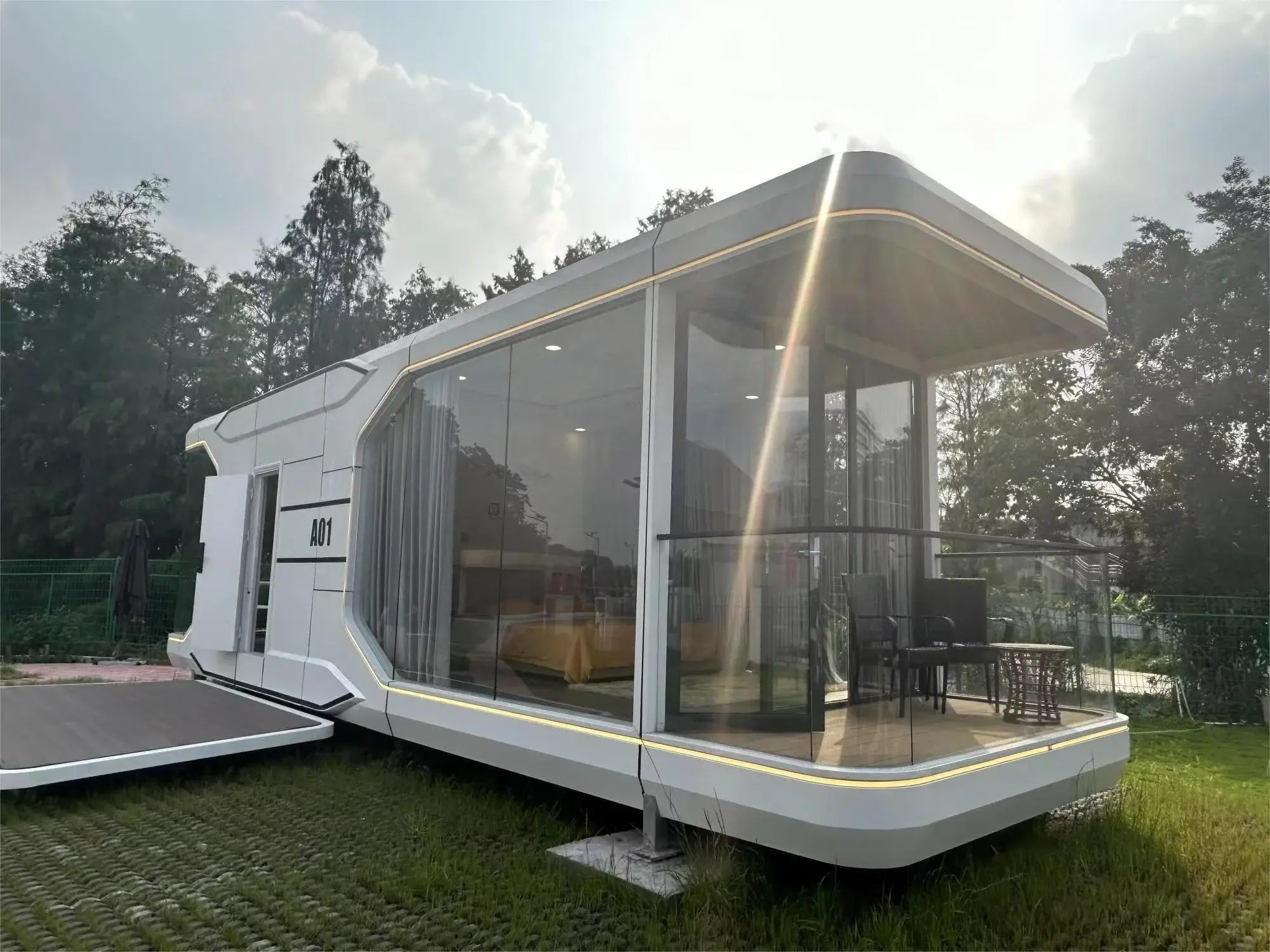 Hot Sellingprefab Container Homes Aluminium Alloy Window DXH Company 6