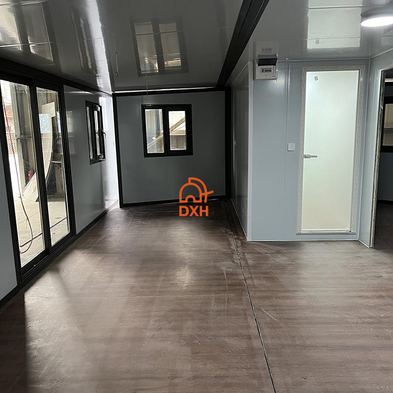 Luxury 30ft Expandable Container House | DXH Container House