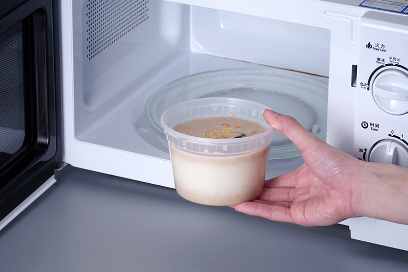 microwavable pulmenti continens