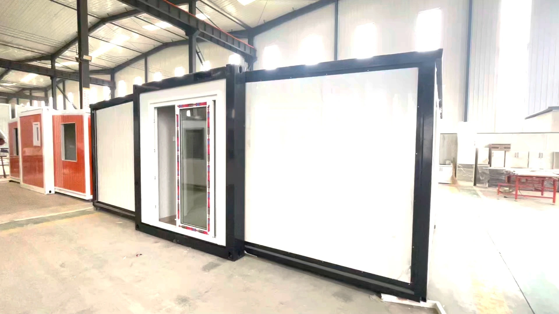 Casa de contêiner expansível de 20 pés, luxo de 2 quartos para venda 1