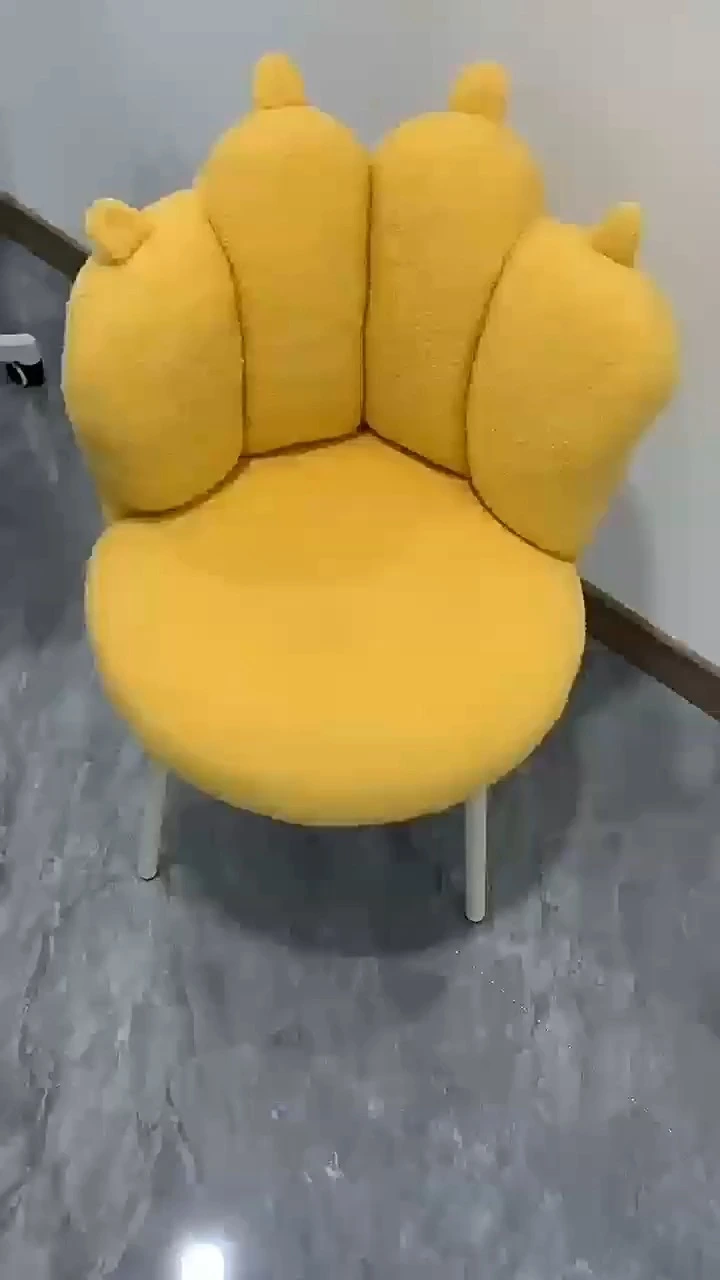 Kursi Rias Merah Jaring Kursi Rias Kamar Tidur Anak Perempuan Meja Rias Kursi Kuku Sandaran Bentuk Cakar Kucing Bangku Rias Ergonomis 1