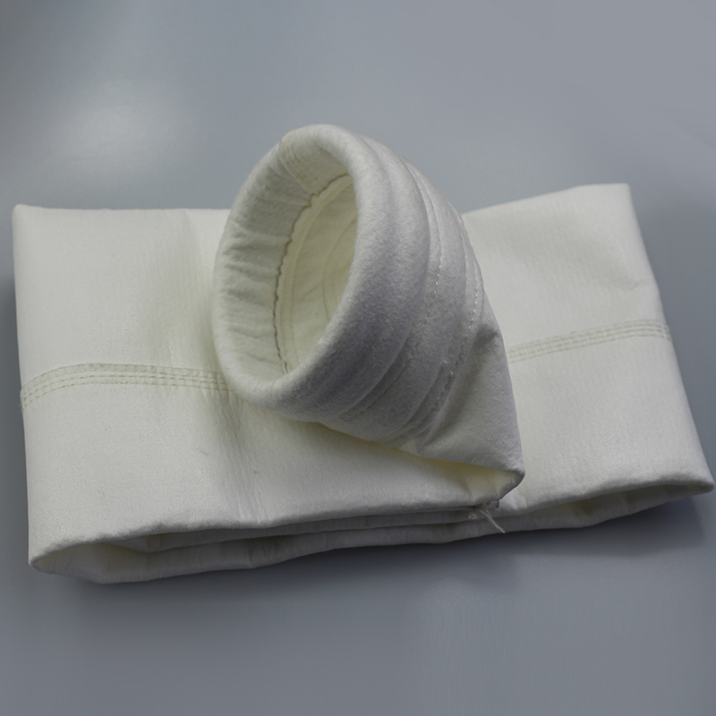 Sac filtrant en feutre aiguilleté PP pour la collecte de poussière 3