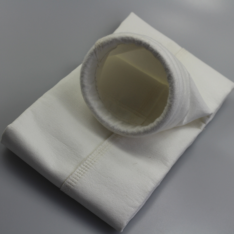Sac filtrant en feutre aiguilleté PP pour la collecte de poussière 4