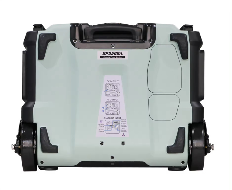 I-Multi-Output 3500w yesiKhululo saMandla esiphathekayo sokuTshaja ngaxeshanye 3
