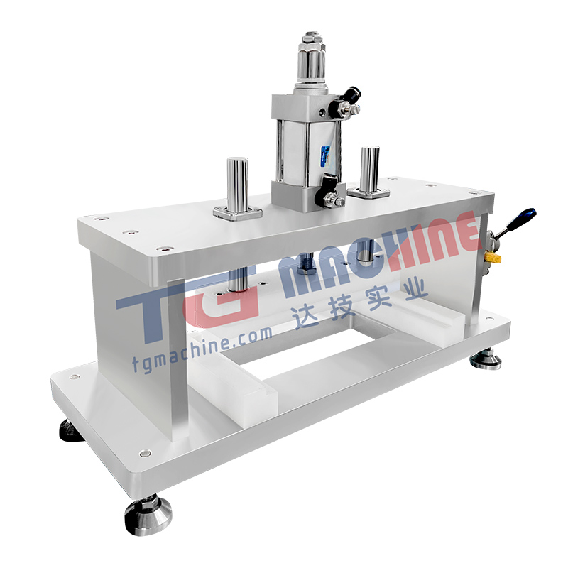 Halvautomatisk gummimaskin 4