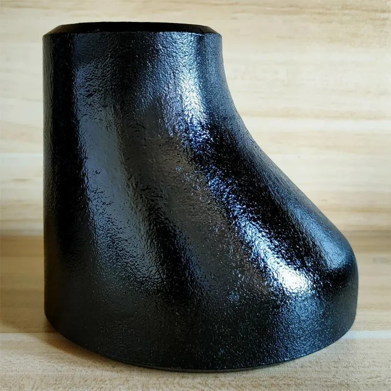 Carbon steel reducers butt welded pipe fittings concentric reducer with black painting 1