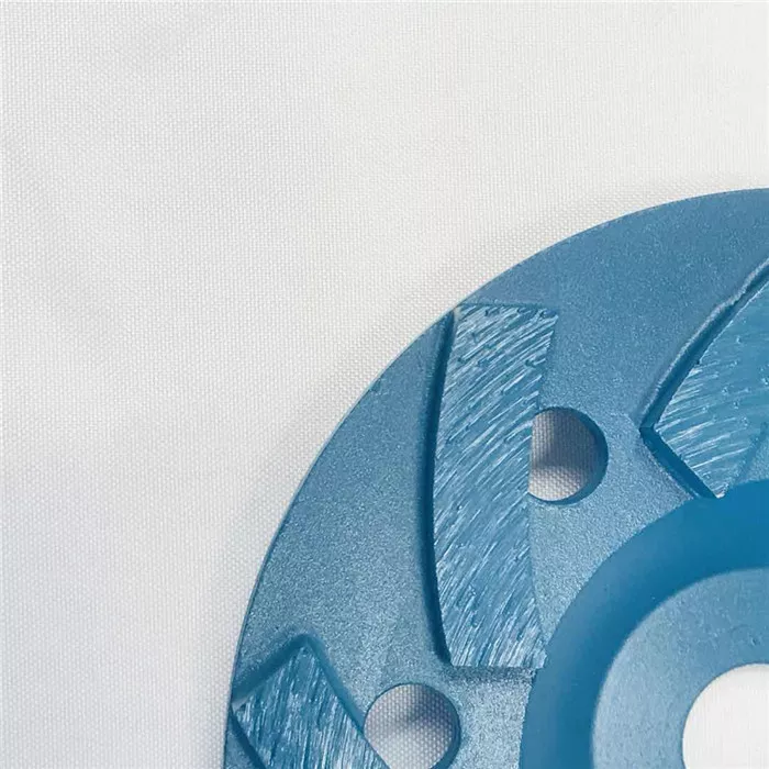 Ruote a tazza in granito per pavimenti a turbinio segmentate con diamante da 105 mm con foro centrale da 22,23 mm 6
