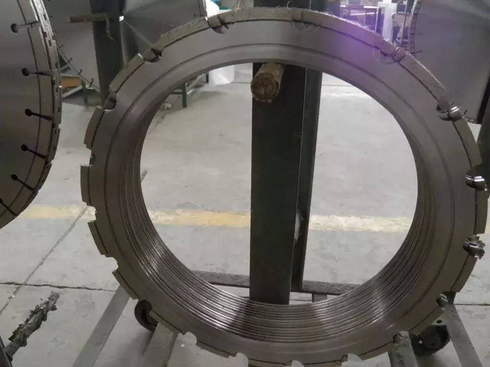 14 Zoll 350 mm Diamant-Ringsägeblatt für harten Stahlbeton, Fertigplatten, Hartstein usw 3