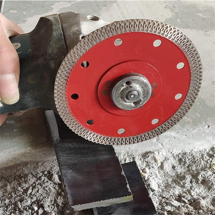 How to Cut Tiles: Best Tools <000000> Techniques for Porcelain and Ceramic 2