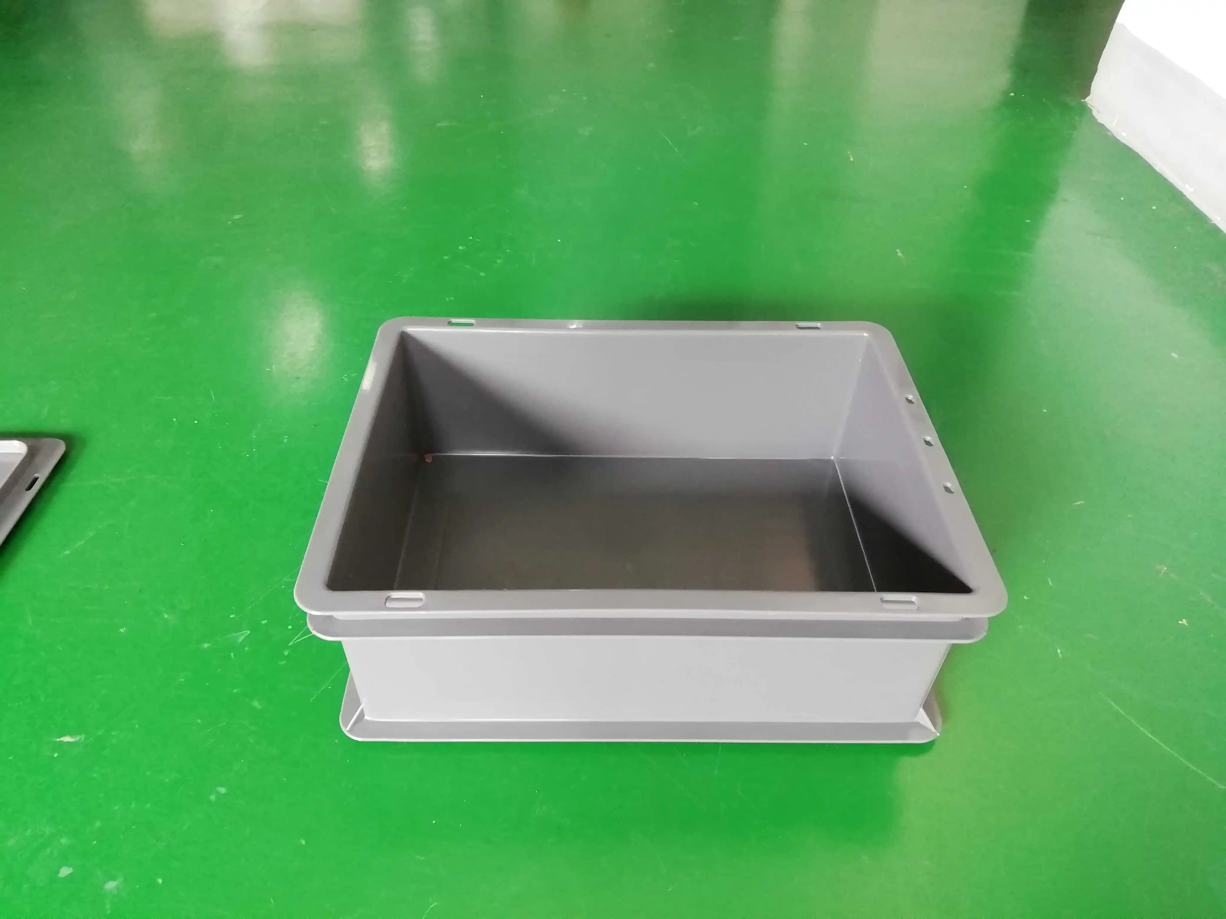 JOIN Cheapest Crates Stackable Supplier at Sale 1
