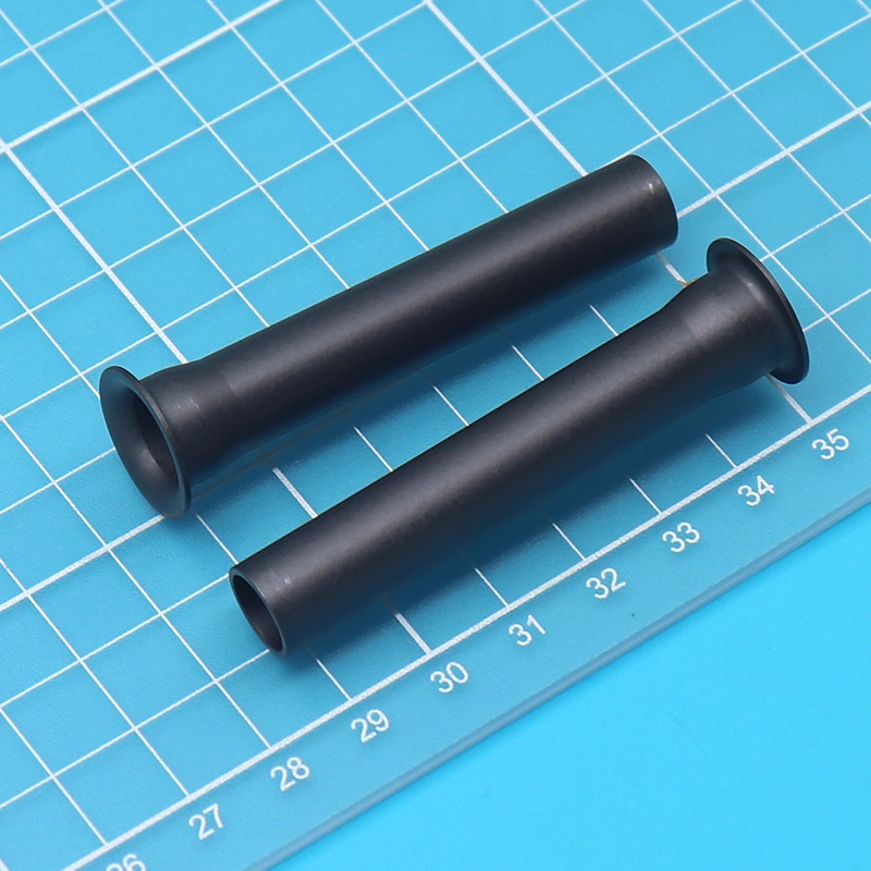 Commande numérique par ordinateur faite sur commande usinant des pièces d'Inconel 600 avec le revêtement de bisulfure de molybdène 1