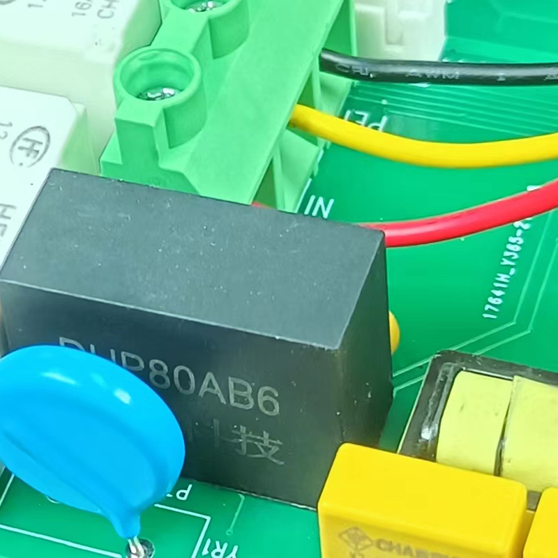 PCB Mount หม้อแปลงกระแสไฟ AC หม้อแปลงไฟฟ้าที่มีศักยภาพ DHP80AB7 4