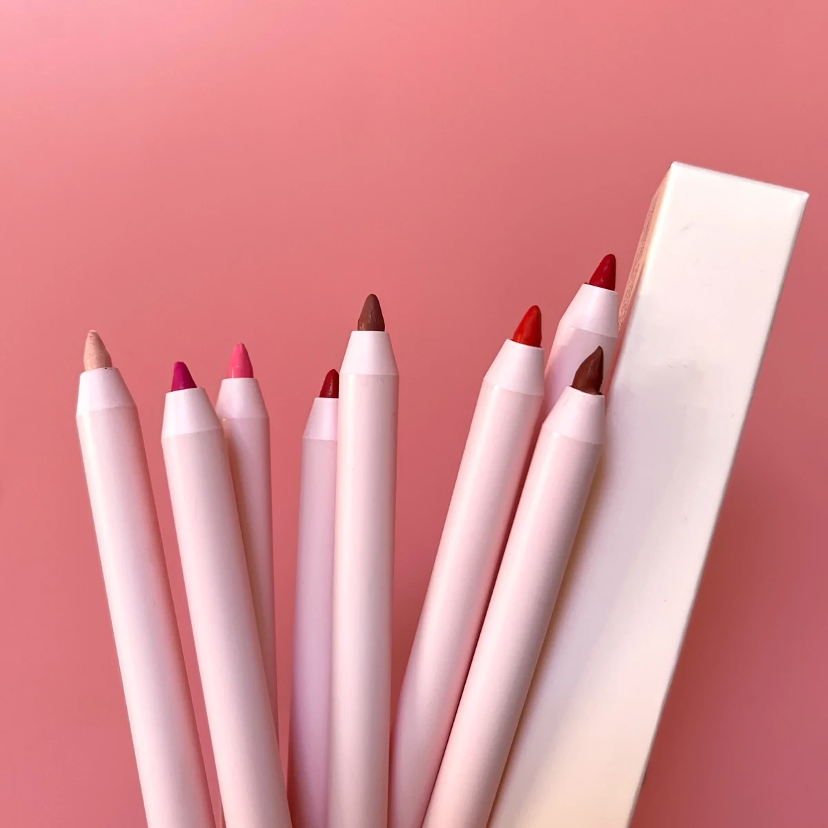 MLM Glitter Supplier Customizes Pink Cute Popular Vegan Creamy Matte Lipliner Custom Logo Private Label Twist Up Lip Liner 1