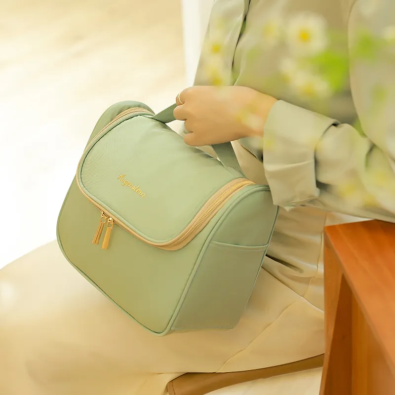 Newmakeup Bags Manufacturer Company 5