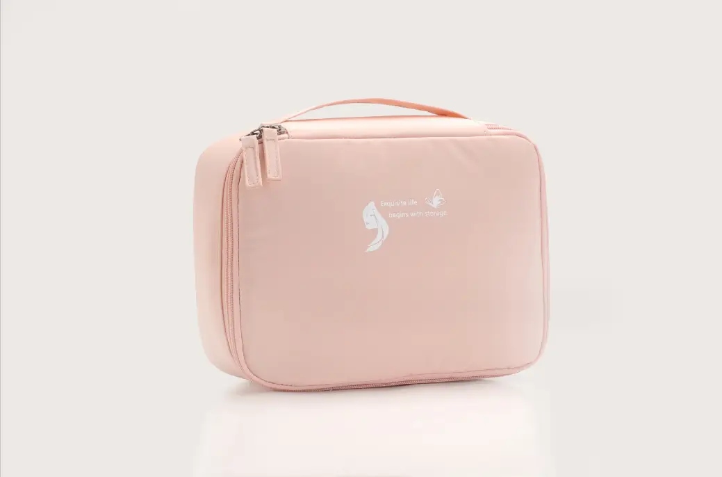 Best Travel Makeup Bag-1 4