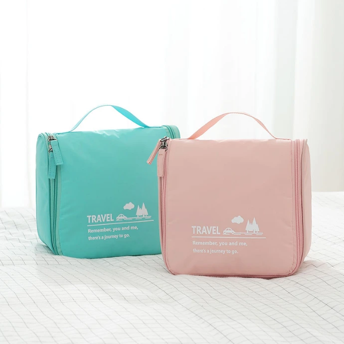 Hanging travel bag organizer toiletry bag 1
