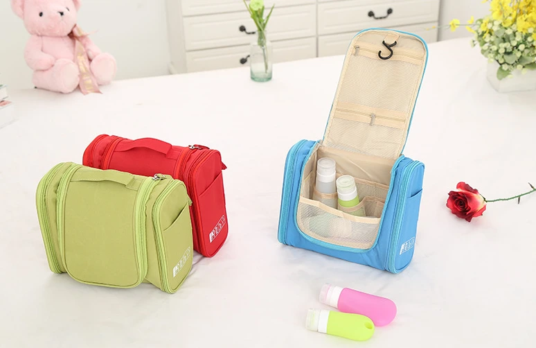 Travel Handing Hook Water Resistant Toiletry bag Large makeup bag 1