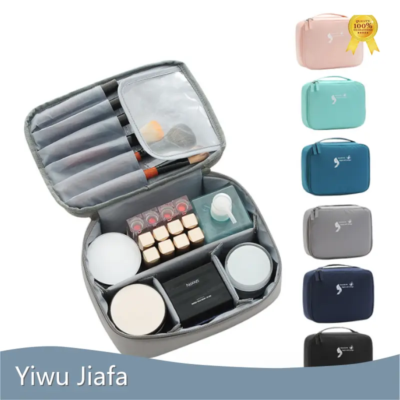 Best Travel Makeup Bag-1 1