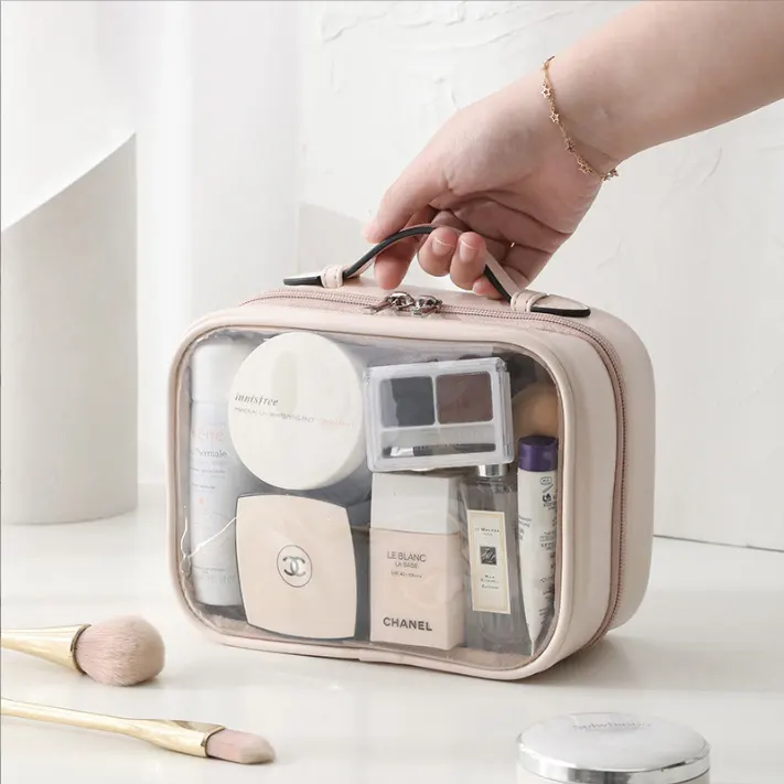 Life Unplugged: How a Waterproof Toiletry Bag Transforms Your Travel 1