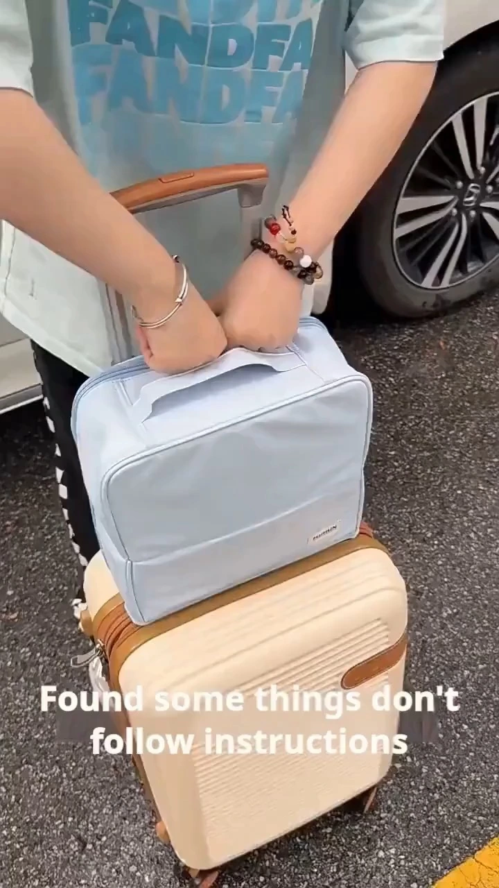 Multi-compartment PU Cosmetic Bag with Hand Carry  Suitable for Travel and Hanging on Luggage 1