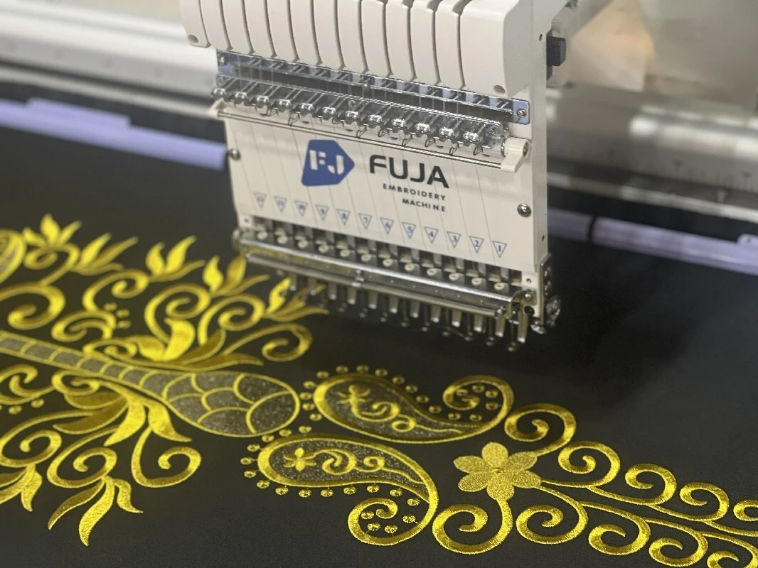 Single Head Embroidery Machine Factory-1 3