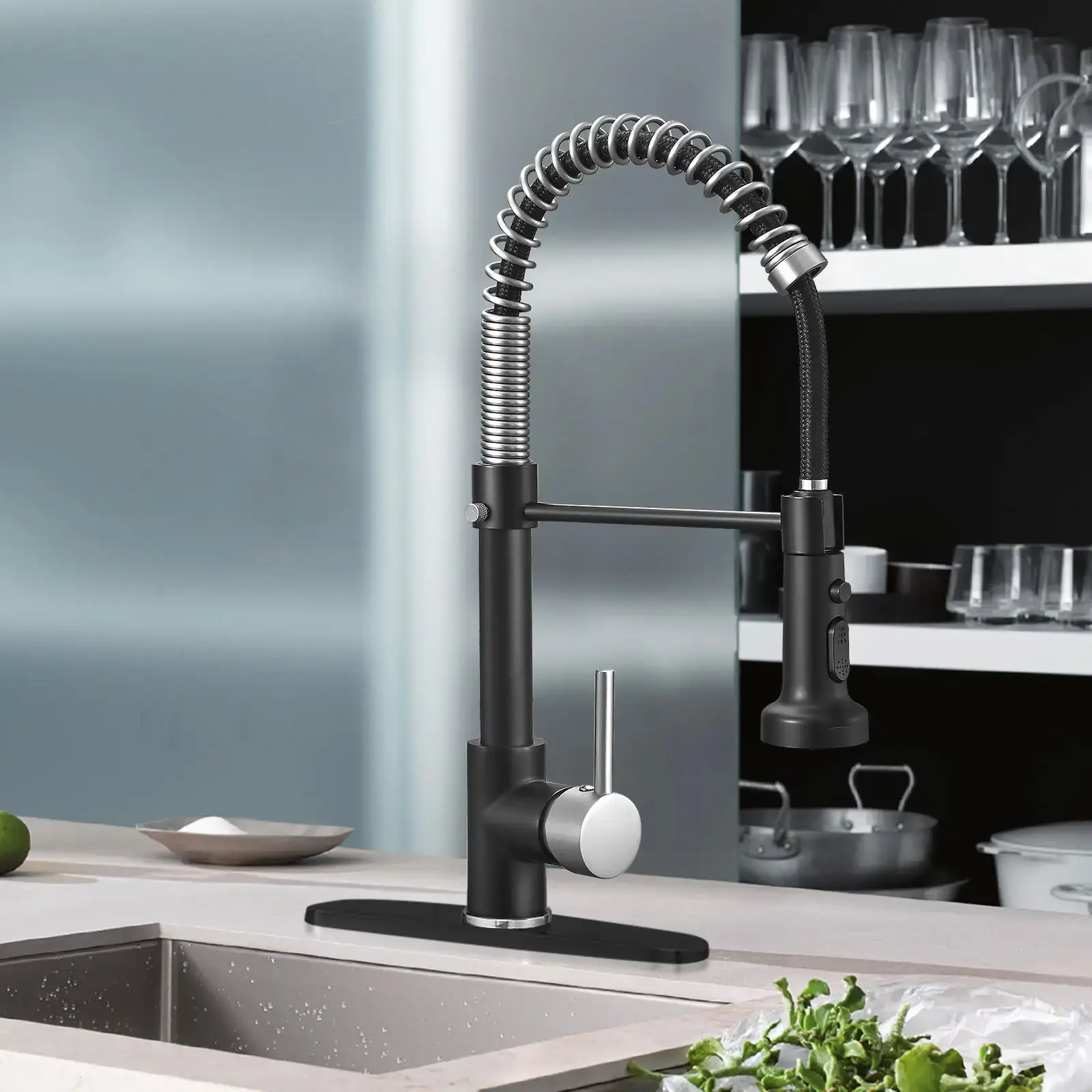 The Convenience Of A Pull Out Faucet: Why It's A Must-Have For Your Kitchen 1
