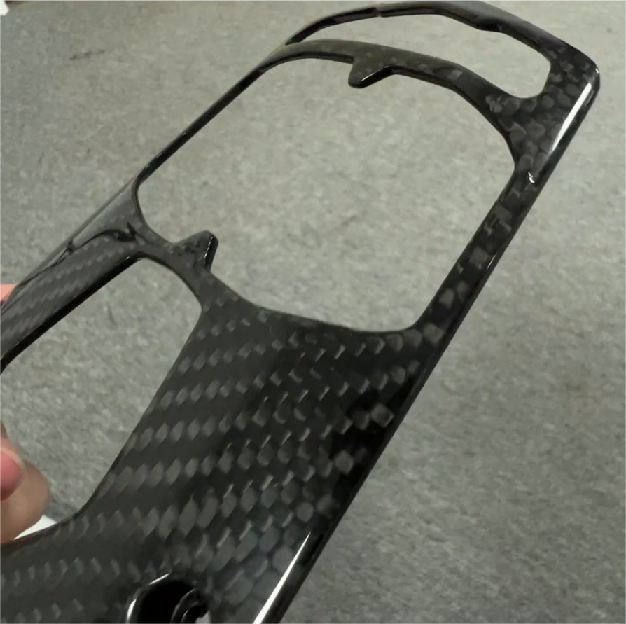 Panneau de console centrale Lamborghini, produit en fibre de carbone OYA brillant sergé 3K 3