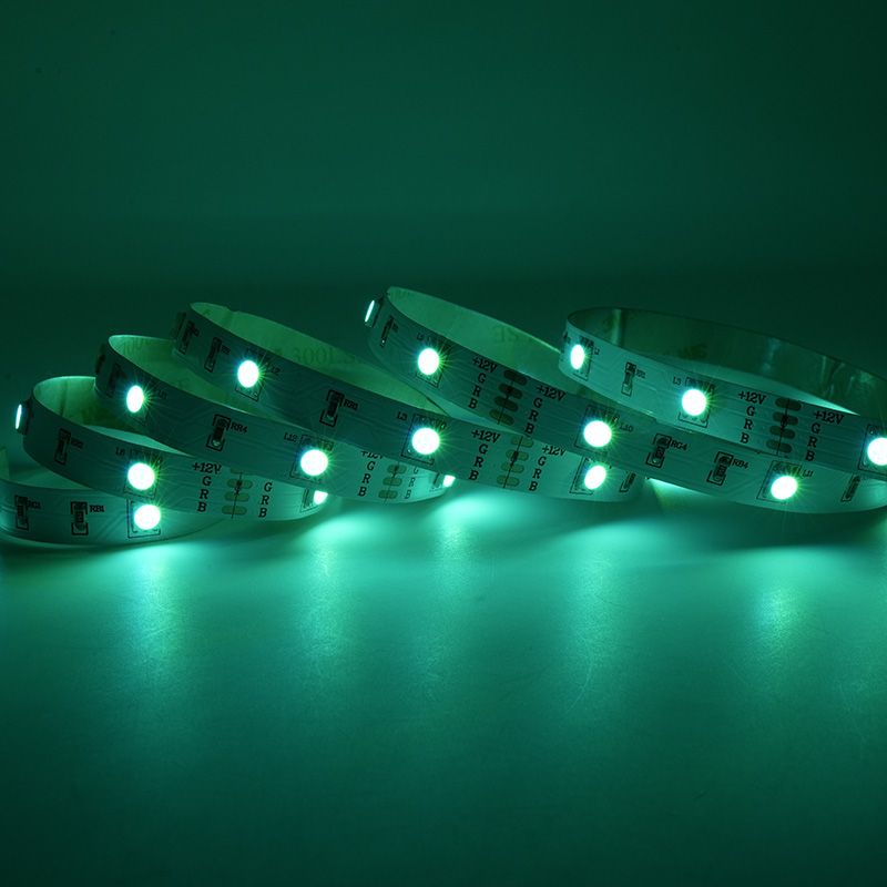 La cinta direccionable de 12V SMD5050 LED enciende la luz de tira elegante teledirigida de 36leds RGB 9