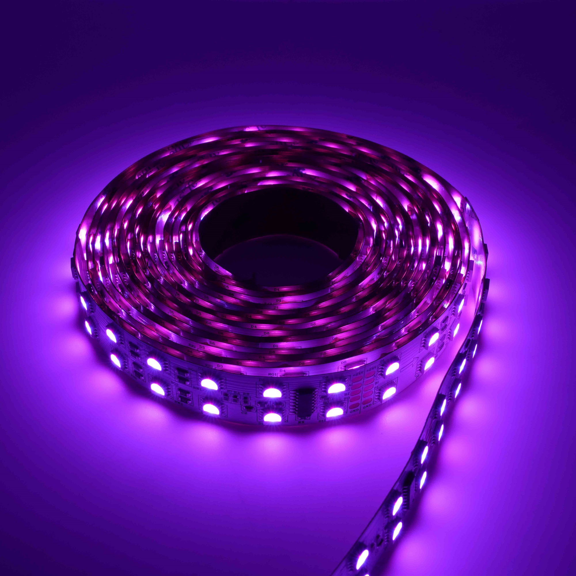 Lumières de bande LED RVB numériques adressables à double rangée 24 V 5050 – 120 LED IP 16,4 pieds20 6