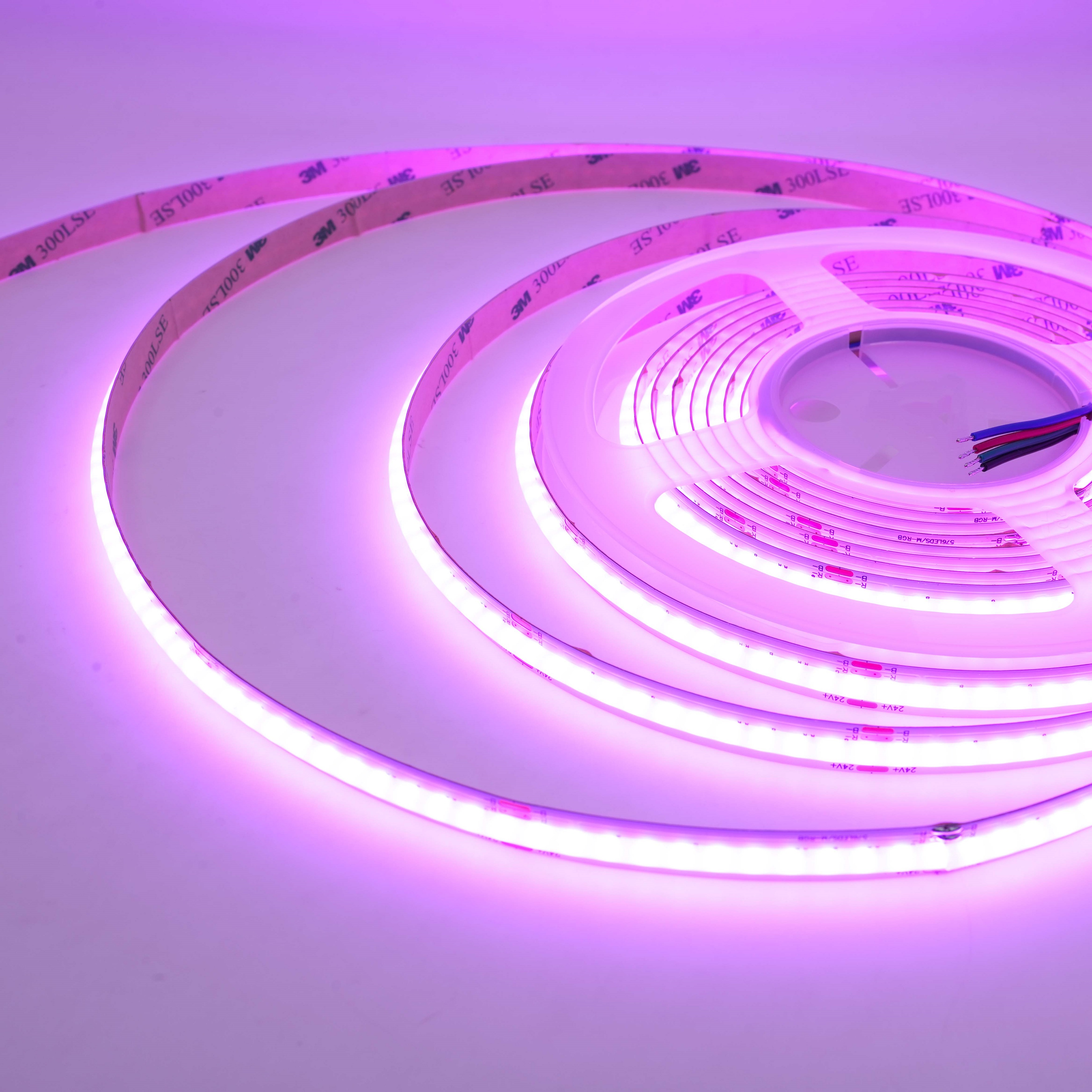 شريط إضاءة LED قابل للعنونة 24 فولت 576 LED/م COB RGB LED 4
