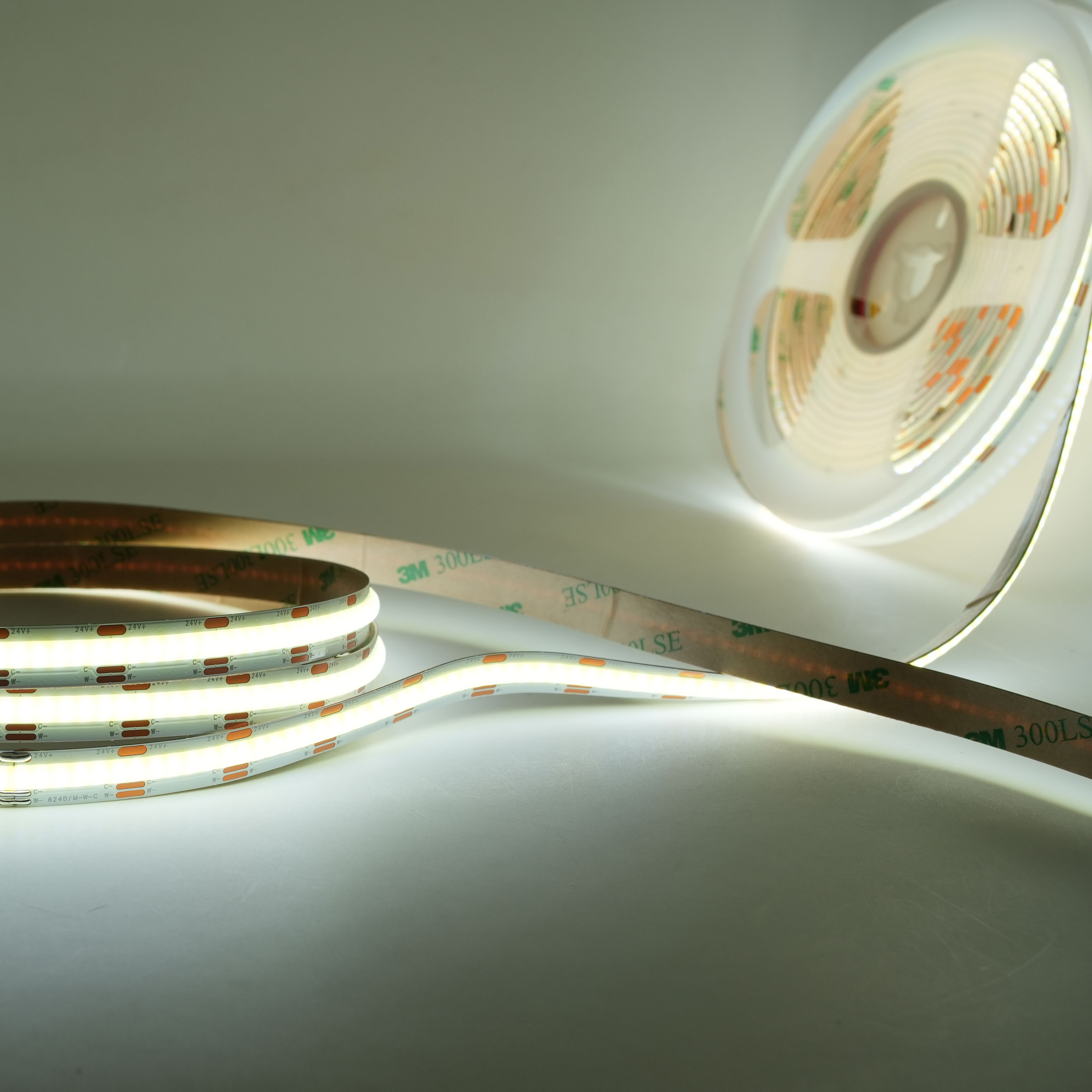 شريط COB LED عالي الكثافة 568LEDs CRI90 10mm COB CCT LED شريط ضوء 2700K-6500K 5
