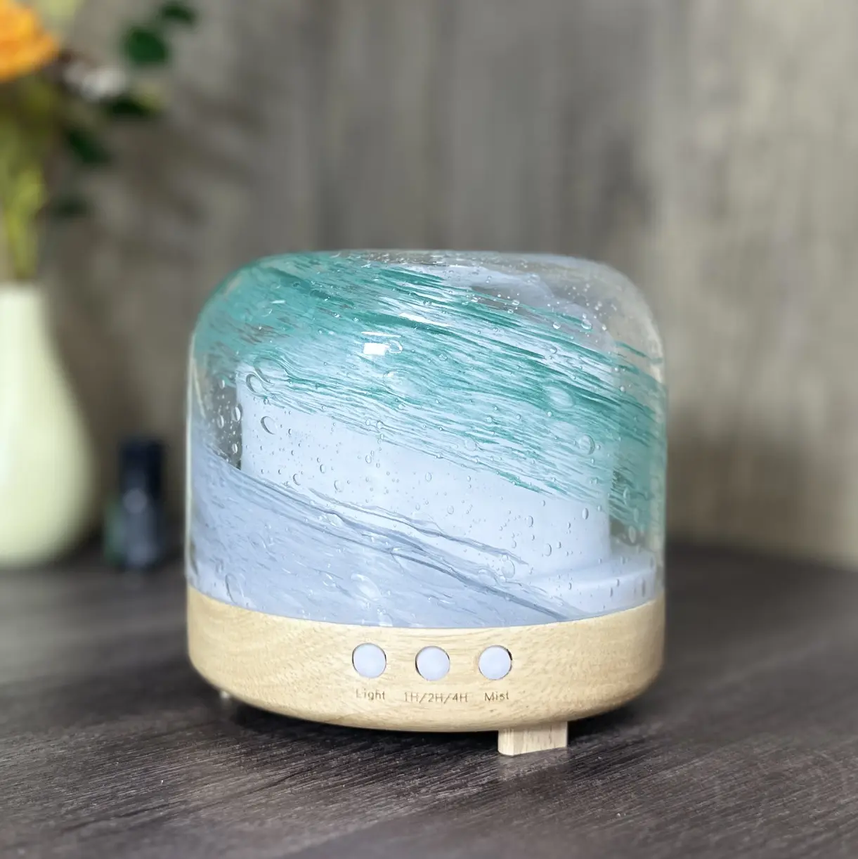 Aromatherapy In Style: The Glass Essential Oil Diffuser 1