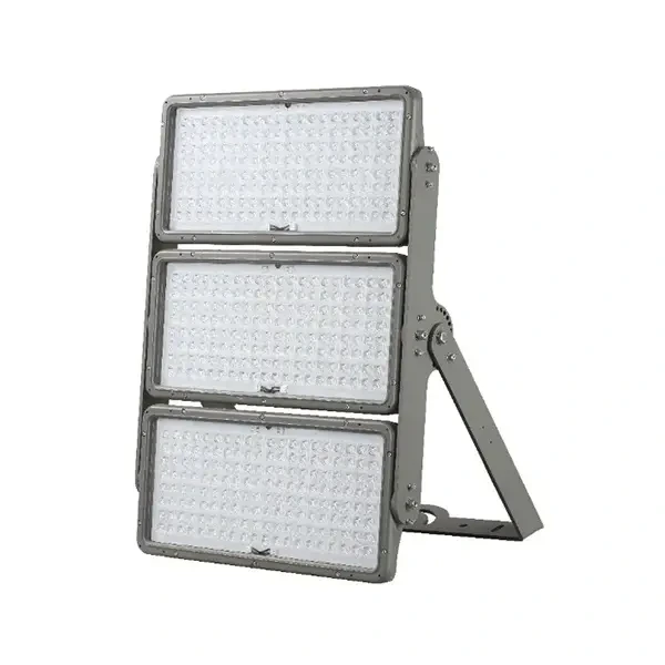 Solución de iluminación de alto rendimiento para estadios JR 501 1