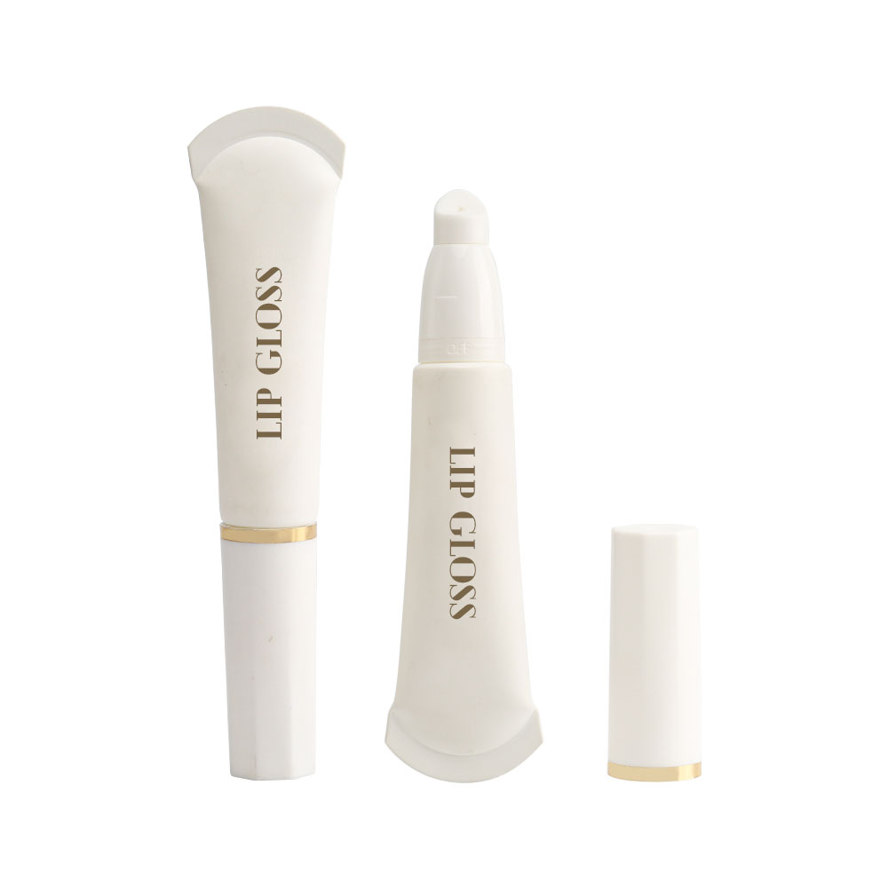 D19 Lip mask tube with Arc-angled cap 3