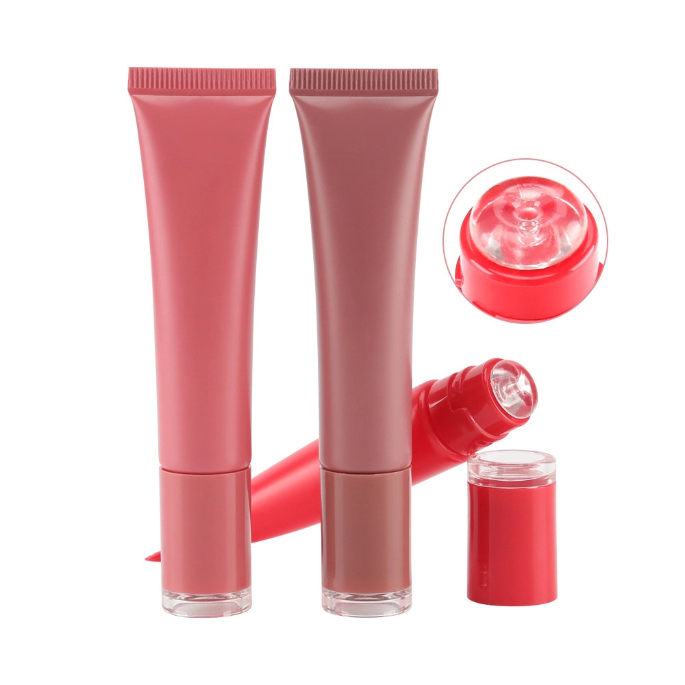 Tube de gloss D19 avec applicateur en silicone souple 1