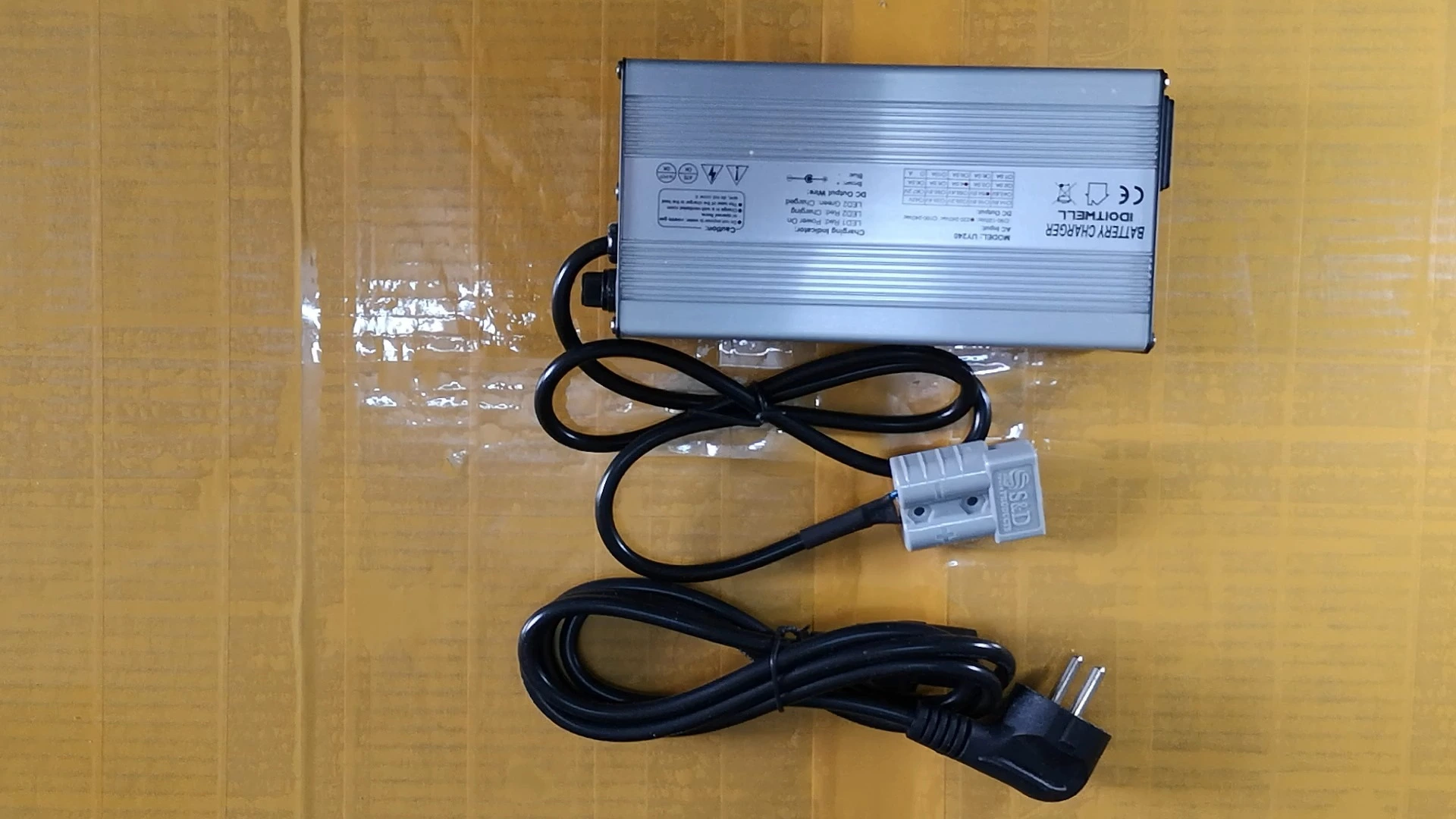 Carregador de bateria de íon-lítio personalizado 36v 42v 5a carregador de bateria de lítio para bicicleta elétrica 36v scooter elétrica e-bike e-scooter 1