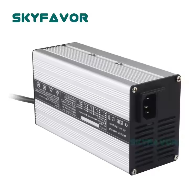 Hochsicheres 48-Volt-Lithium-Batterieladegerät, 48 V, 5 A, automatisches 12S-Lithium-Li-Ionen-Batterieladegerät für 15-Ah-20-Ah-Li-Ionen-Batterien 1