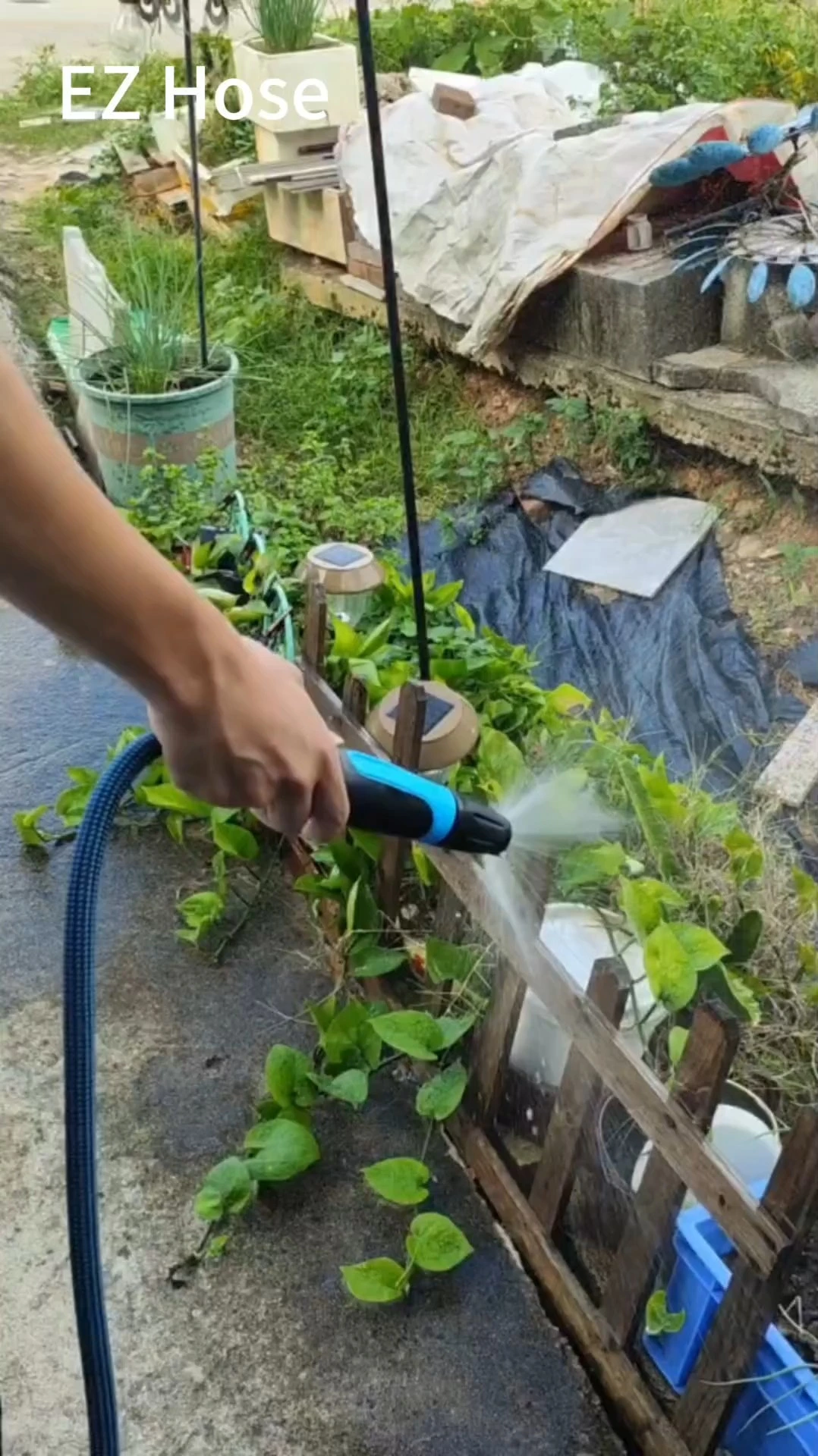 High-pressure Water Gun Retractable Garden Hose Reel 10 Function Nozzle Gun Lockable to Any Length Used for Garden Car Watering 1