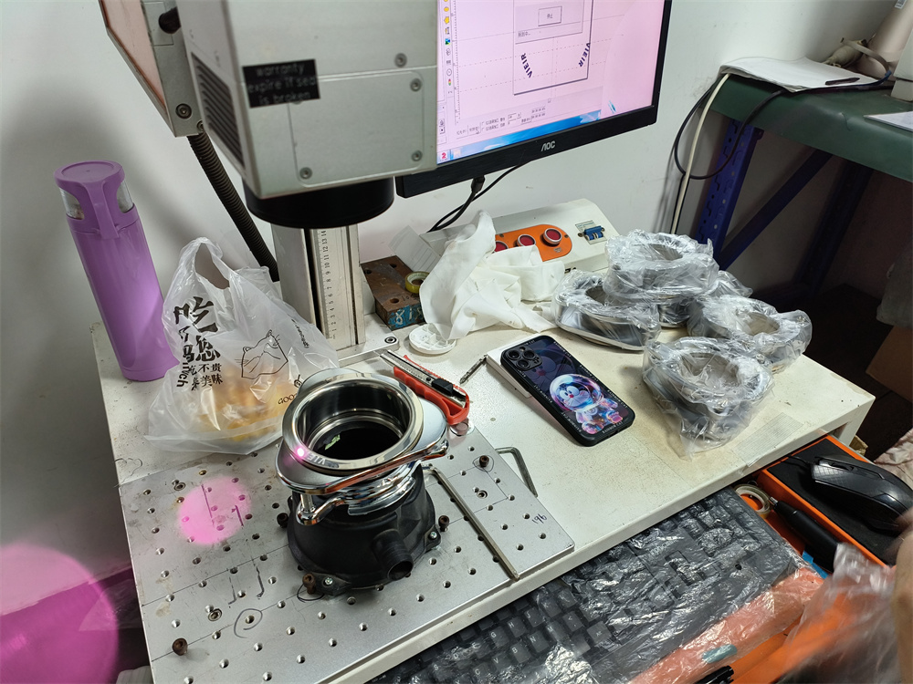 We are a factory that has specialized in garbage disposers for 18 years 6