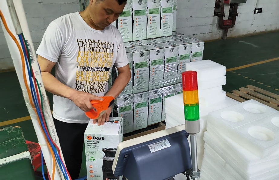 Today, two cabinets of garbage disposers were loaded to Russia. 1