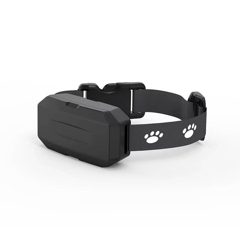 Black-Dog Smart GPS Tracker Collar Real-time Tracking Wireless Waterproof Anti-lost Locator Tracking Device For Pets 1