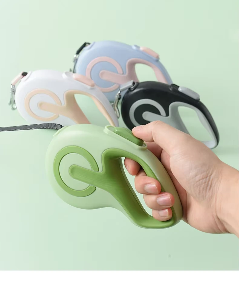 Heet verkopen automatische telescopische tractor hondentape met ergonomische niet-slip grip retrible honden riem 1