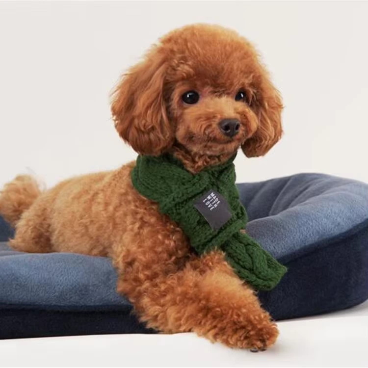 Groothandel dierbenodigdheden Hond Mooie Wollen sjaal Verstelbare Leuke Warme Hond Wollen Sjaal 1