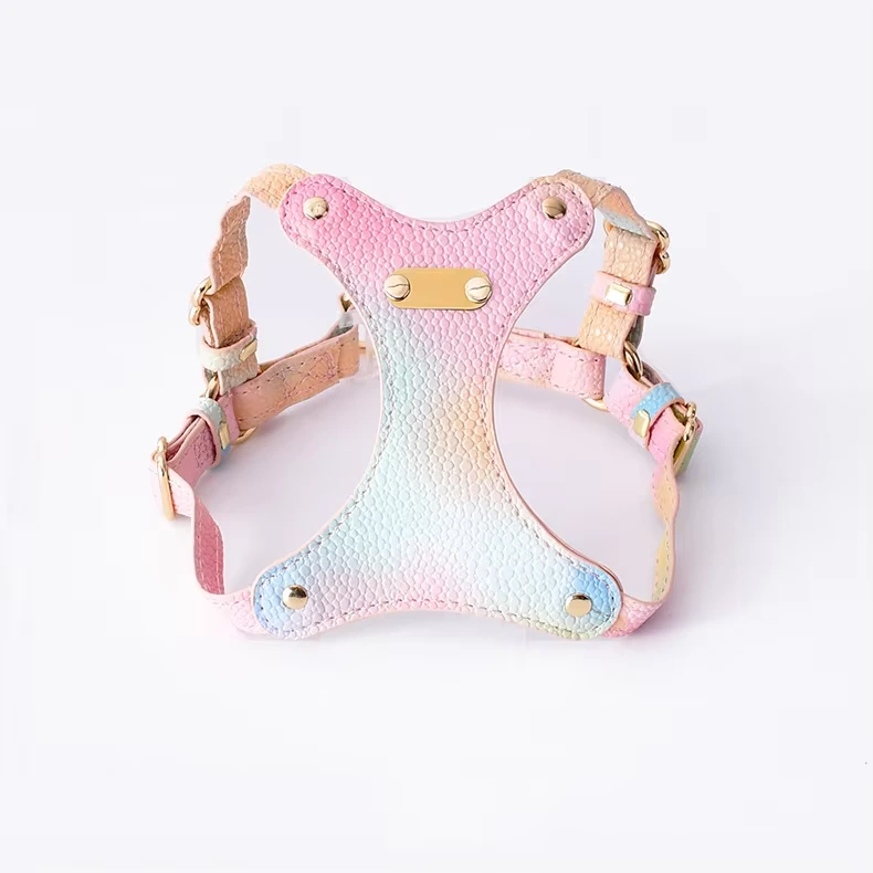 Luxury New Design Dog Leather Harness Set Personalized Waterproof Pu Leather Pet Cat Dog Harness and Leash Set pink 1
