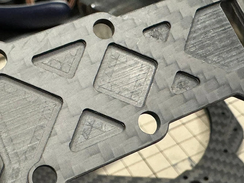Cross-Woven Bi-directional Carbon Fiber Sheet for Enhanced Durability 1