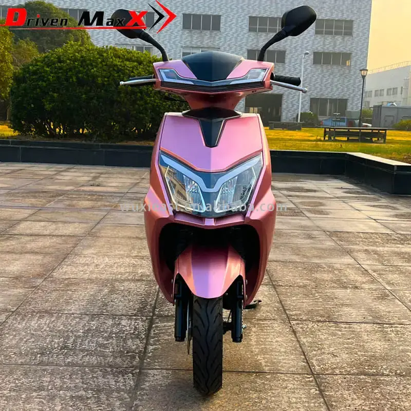 Gas Motorcycle Bike 1 Cylinder MOTOMAXXIS Brand 7.3/6500 3