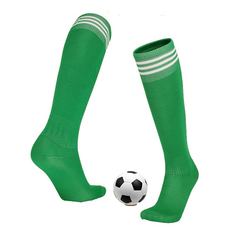 Stocaí Spóirt Pearsanta Saincheaptha Dear do Chlub Scoile Sock. Ardaigh do chluiche le stocaí sacair saincheaptha a thaispeánann céannacht agus stíl d’fhoireann 5